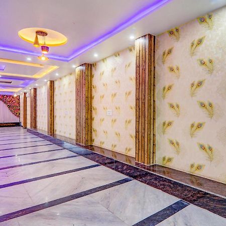 Hotel Fabexpress Ss Grand Banthra Sikandarpur Exteriér fotografie
