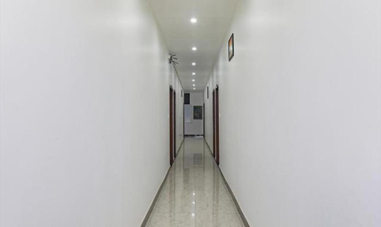Hotel Fabexpress Ss Grand Banthra Sikandarpur Exteriér fotografie