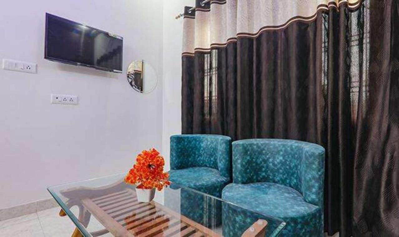Hotel Fabexpress Ss Grand Banthra Sikandarpur Exteriér fotografie