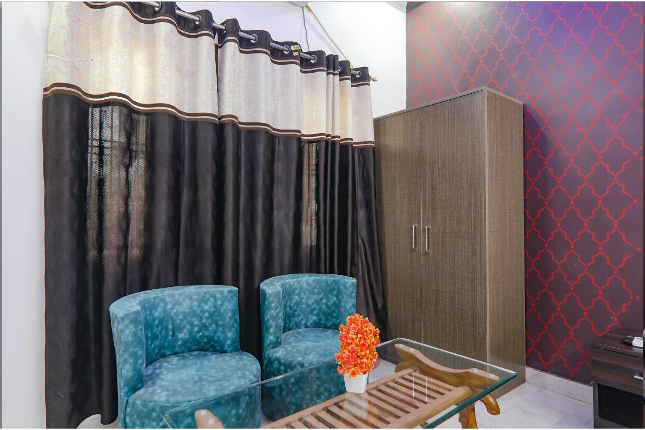 Hotel Fabexpress Ss Grand Banthra Sikandarpur Exteriér fotografie